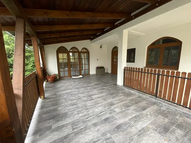 Eladó ház Székesfehérvár 216 nm
