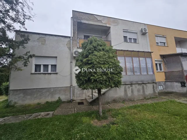 Eladó lakás Polgárdi 125 nm