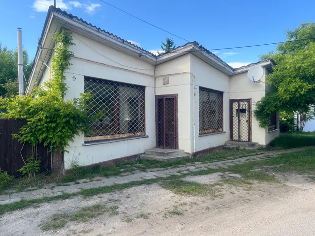Eladó kereskedelmi és ipari ingatlan Lovasberény 72 nm