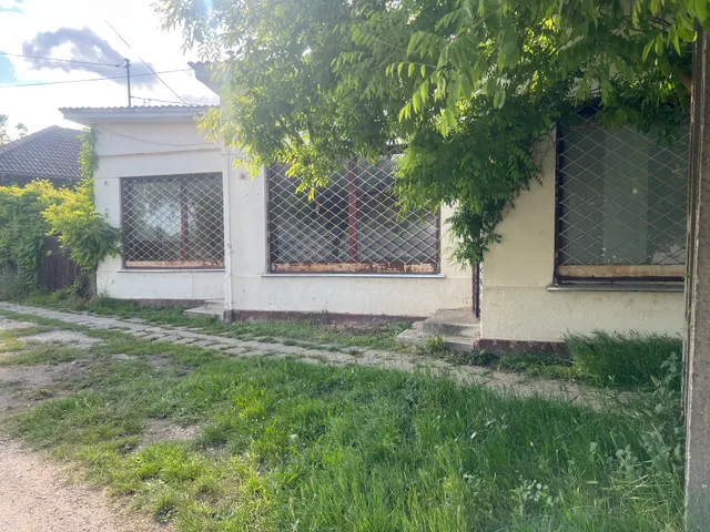 Eladó kereskedelmi és ipari ingatlan Lovasberény 72 nm