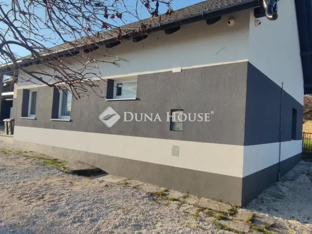 Eladó ház Bodajk, Rákóczi Ferenc utca 72 nm