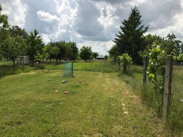 Eladó telek Székesfehérvár 2318 nm