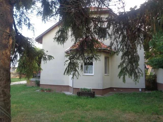 Eladó ház Csákvár 105 nm