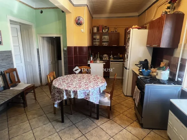 Eladó ház Nagyvenyim 91 nm
