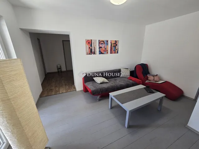 Eladó ház Székesfehérvár 100 nm