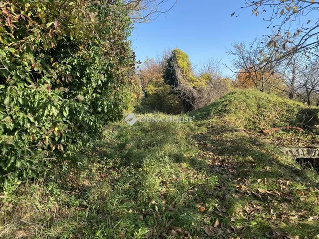 Eladó telek Isztimér, Zártkert 3385 nm