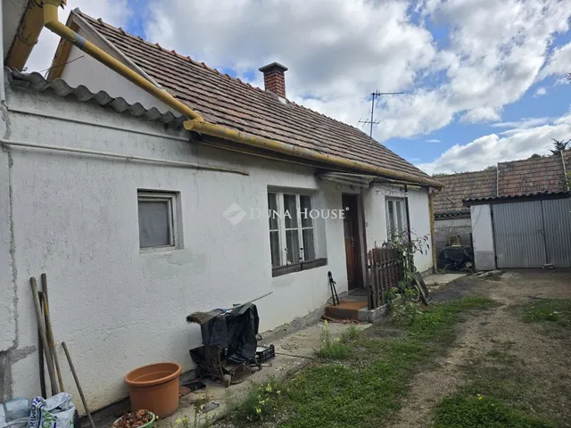 Eladó ház Székesfehérvár 48 nm