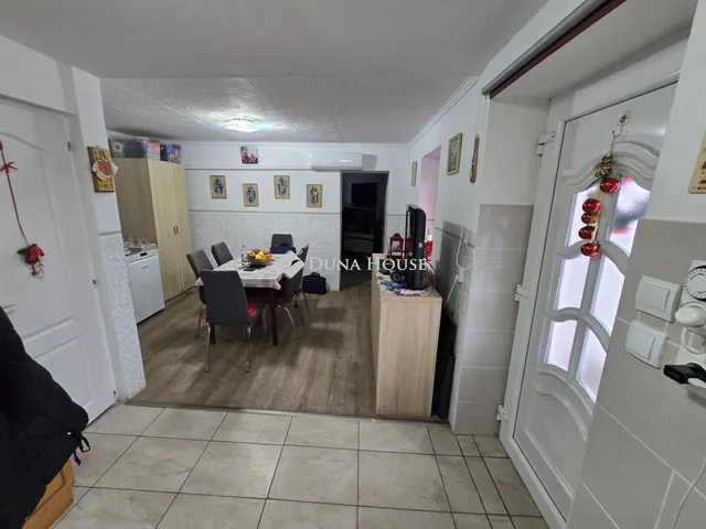 Eladó ház Székesfehérvár 73 nm