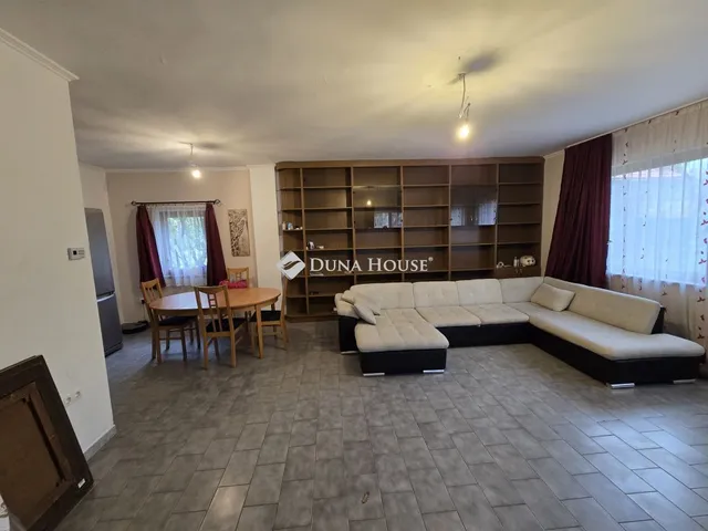 Eladó ház Érd 265 nm