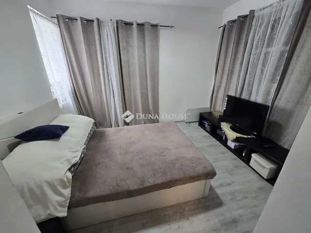 Eladó ház Alap 91 nm