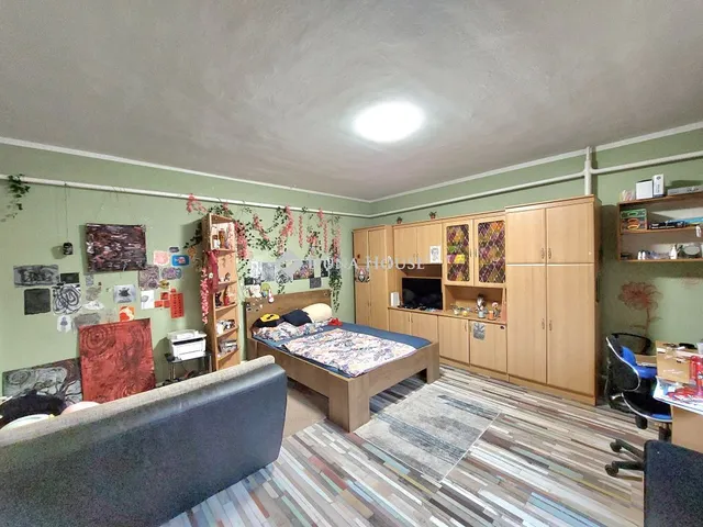 Eladó ház Várpalota 119 nm