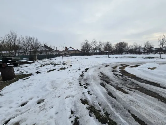 Eladó telek Sárbogárd 2455 nm