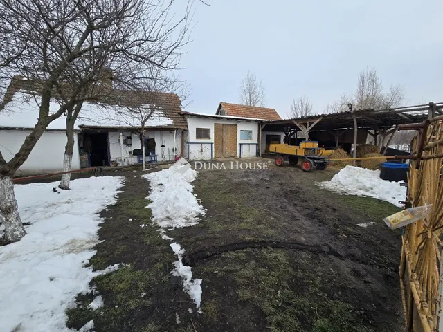 Eladó telek Sárbogárd 542 nm