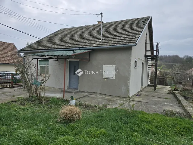 Eladó ház Simontornya 70 nm