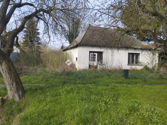 Eladó ház Soponya, Petőfi utca 70 nm