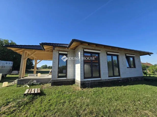 Eladó ház Sárbogárd 149 nm