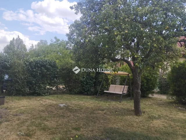 Eladó ház Csákvár 140 nm