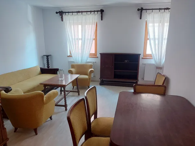 Kiadó lakás Pécs, Belváros 55 nm