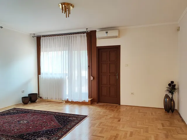 Eladó lakás Pécs, Ürög, Park utca 92 nm