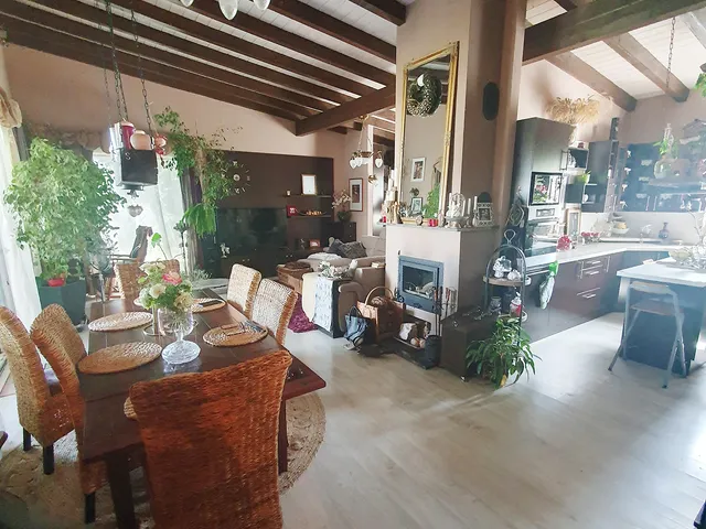 Eladó ház Pécs, Postavölgy 125 nm