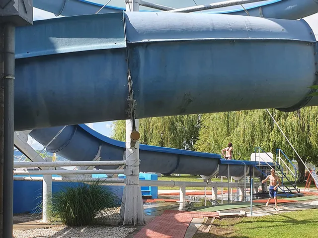 Eladó kereskedelmi és ipari ingatlan Balatonlelle, Orgona 100 nm