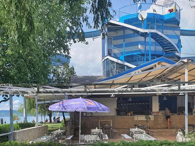 Eladó kereskedelmi és ipari ingatlan Balatonlelle, Orgona 100 nm