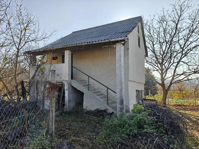 Eladó üdülő és hétvégi ház Esztergom 54 nm