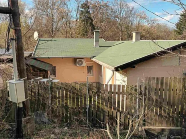 Eladó ház Esztergom, Búbánatvölgy 45 nm