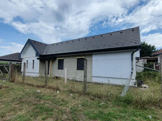 Eladó ház Esztergom 118 nm