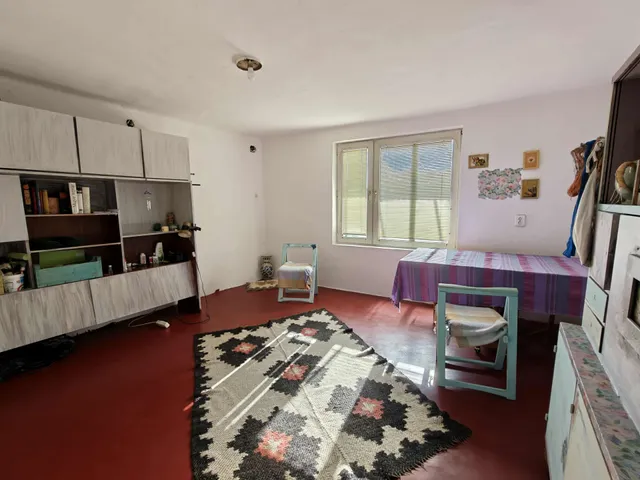 Eladó mezőgazdasági ingatlan Esztergom 52 nm