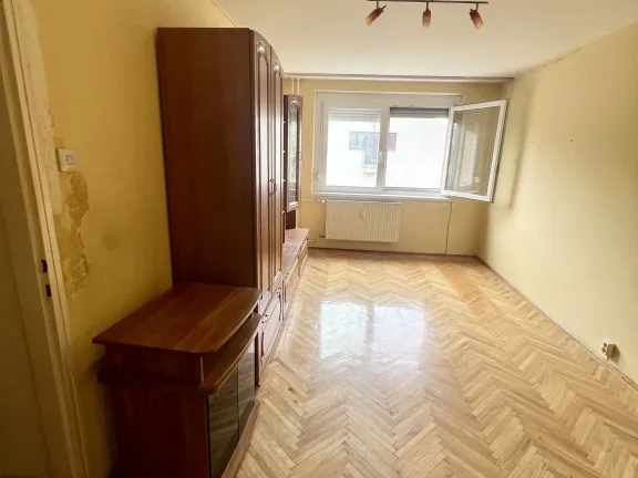 Eladó lakás Budapest III. kerület 50 nm