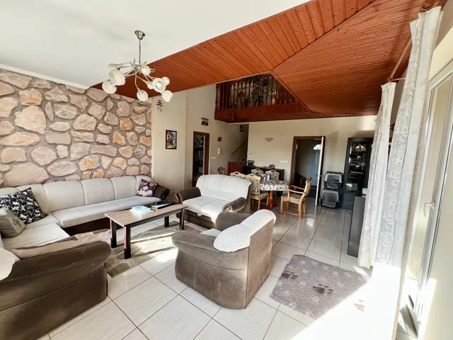 Eladó ház Pomáz, Vróci utca 271 nm