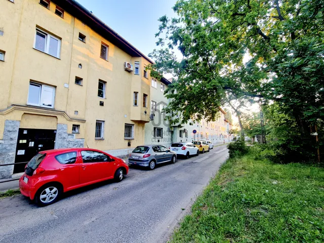 Eladó lakás Budapest X. kerület, Laposdűlő 38 nm