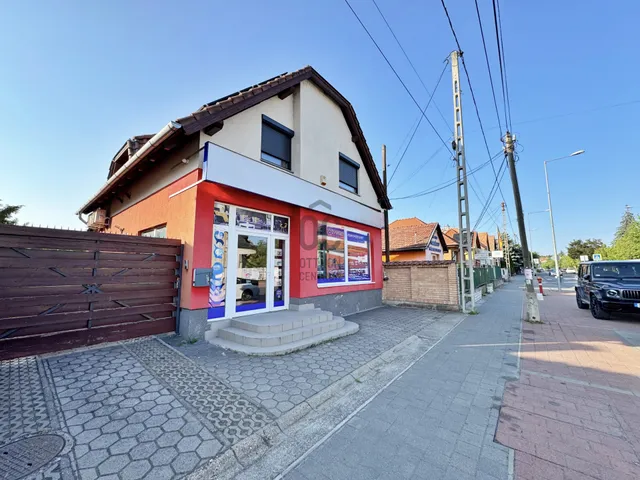 Kiadó kereskedelmi és ipari ingatlan Budapest XVI. kerület, Árpádföld 132 nm