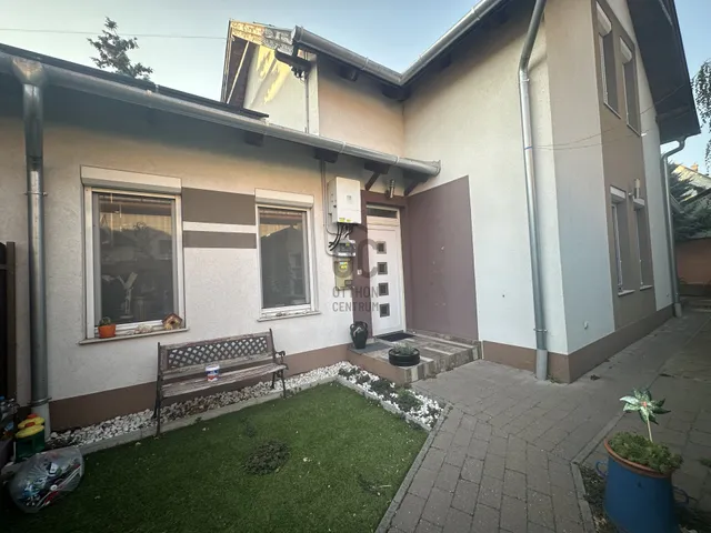 Eladó ház Budapest XVIII. kerület, Újpéteritelep, Rákóczi utca 113 nm