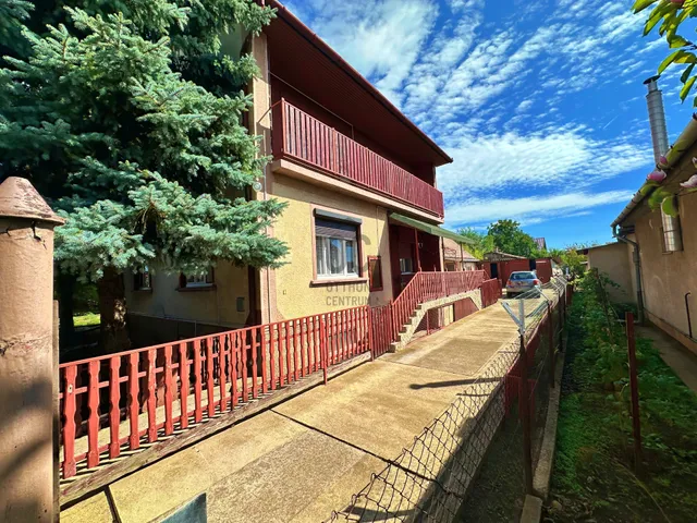 Eladó ház Gyál 130 nm