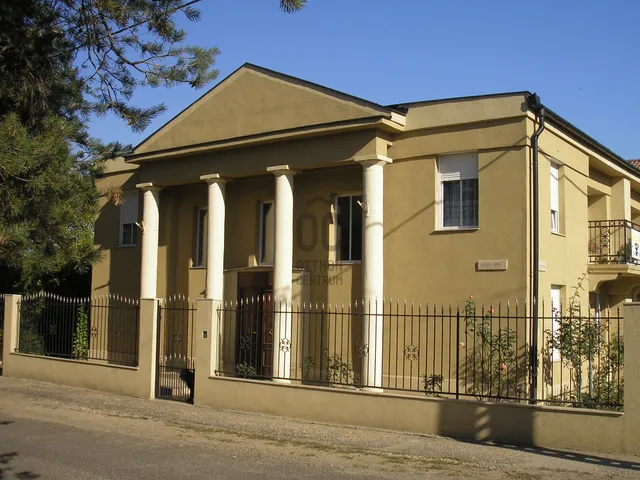 Eladó ház Budapest XVII. kerület, Rákoshegy 206 nm