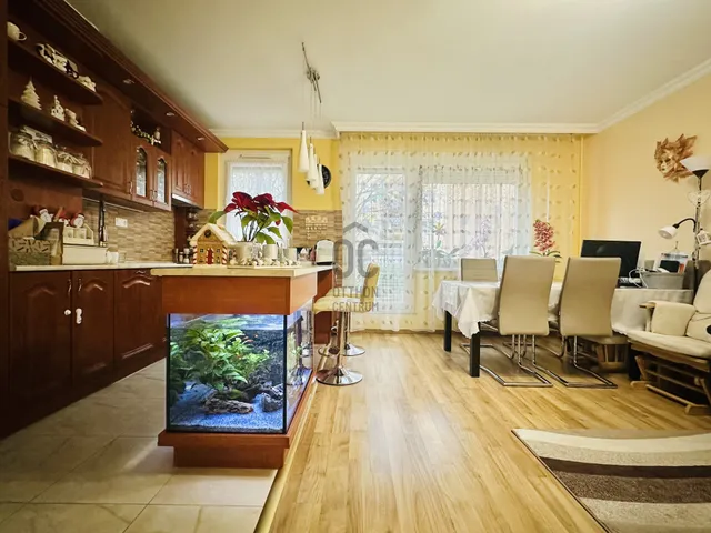 Eladó lakás Budapest IV. kerület, Káposztásmegyer 68 nm