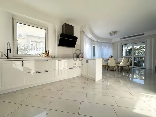 Eladó ház Budapest XIV. kerület, Alsórákos 389 nm