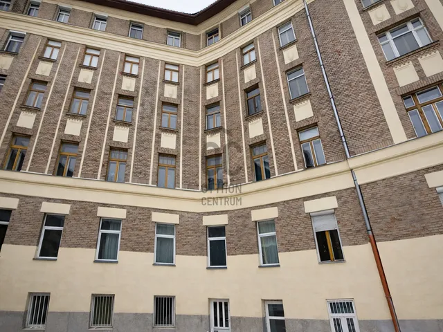 Eladó lakás Budapest VIII. kerület, Corvin negyed 43 nm