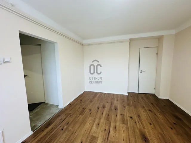 Eladó lakás Budapest X. kerület, Üllői út 36 nm