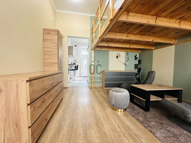 Eladó lakás Budapest VIII. kerület, Dugonics utca 28 nm