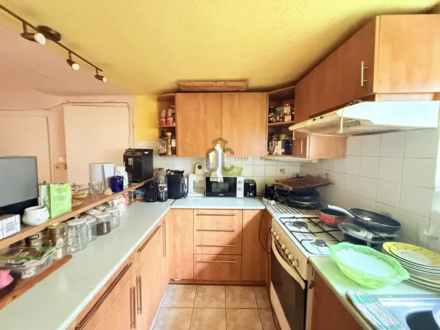 Eladó ház Budapest X. kerület, Keresztúridűlő 140 nm
