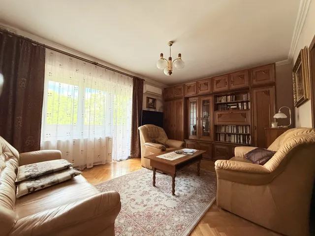 Kiadó lakás Budapest XII. kerület, Németvölgy 51 nm
