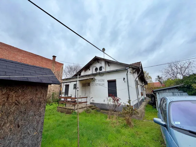 Eladó telek Budapest XIV. kerület, Alsórákos 1070 nm