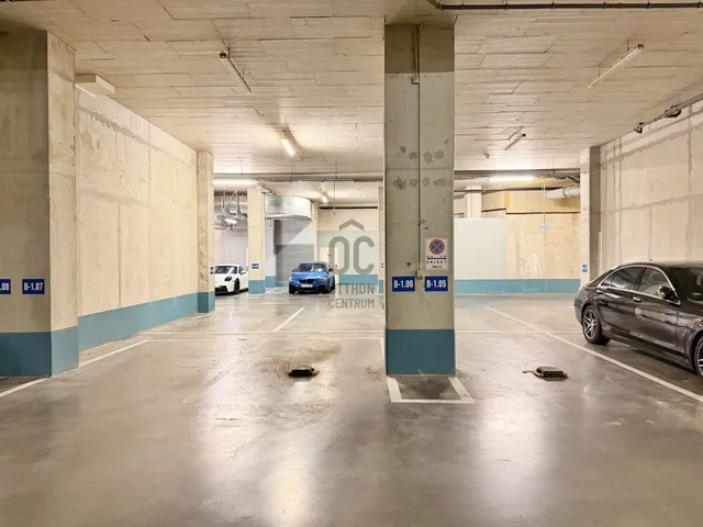 Eladó garázs Budapest IX. kerület, Rehabilitációs terület IX. ker., Vágóhíd utca 16 nm