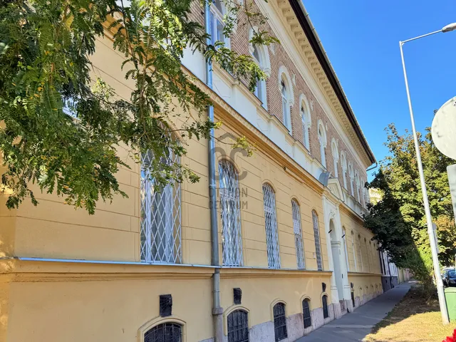 Eladó lakás Budapest X. kerület, Ligettelek 50 nm