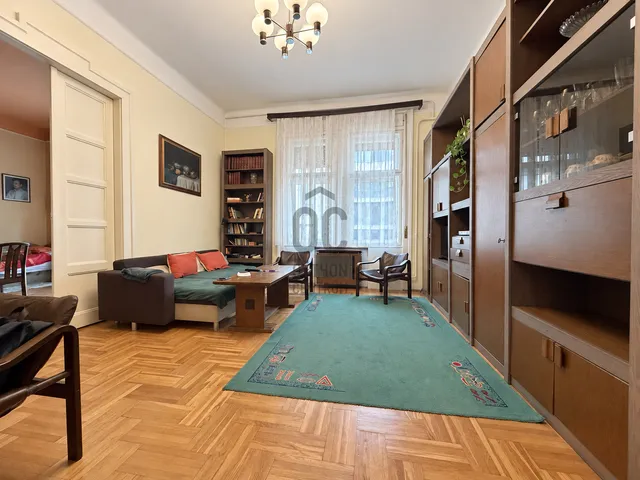 Eladó lakás Budapest IX. kerület, Középső Ferencváros, Mester utca 97 nm