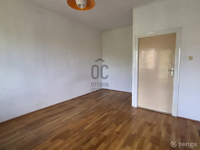 Eladó lakás Veszprém, Egyetemváros 52 nm