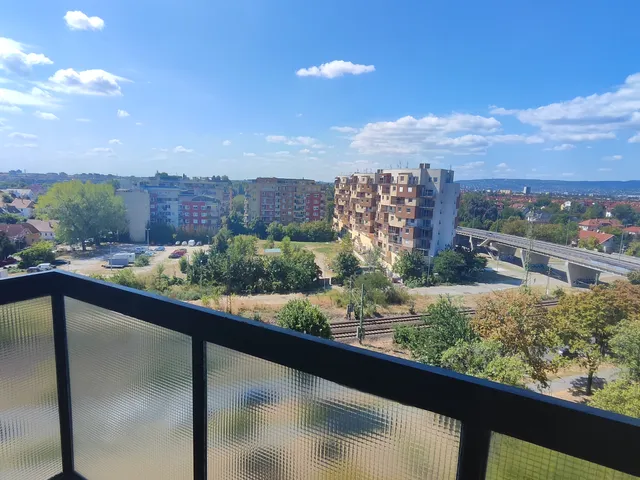Eladó lakás Budapest XV. kerület, Rákospalota, Drégelyvár utca 71 nm
